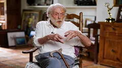 L'attore hollywoodiano centenario svela il segreto della sua longevità: la scienza gli dà ragione