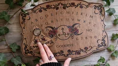 Mistica o psicologia: qual è il segreto della tavola Ouija?